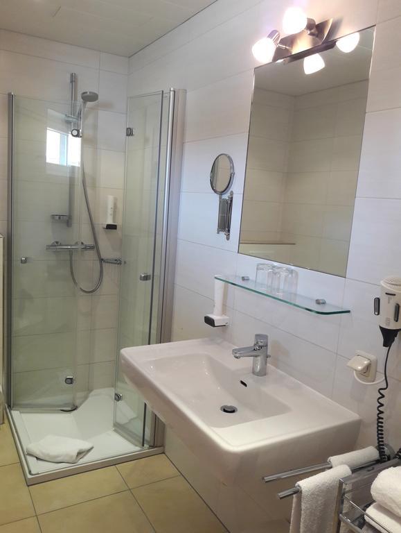 Gasthof-Pension Silvia Haibach ob der Donau Екстериор снимка